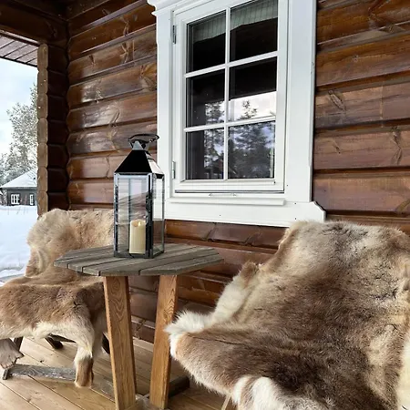 Sentrumsnaer Roroshytte *